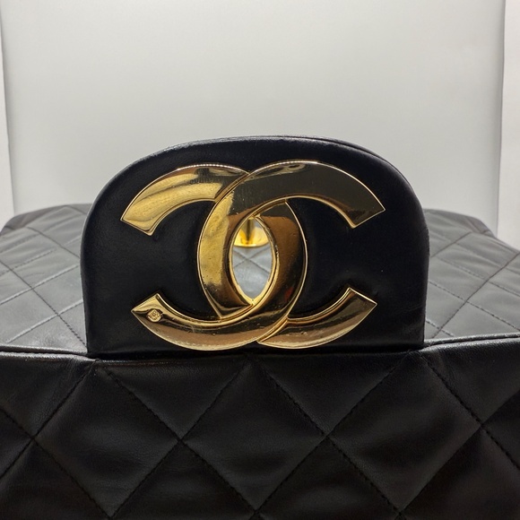 CHANEL 34 JUMBO FLAP BAG! - Picture 5 of 17